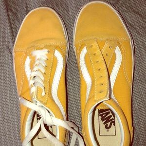 old skool yellow vans